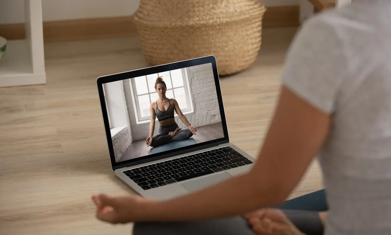 Why Virtual Yoga Classes Are Perfect for Busy Professionals